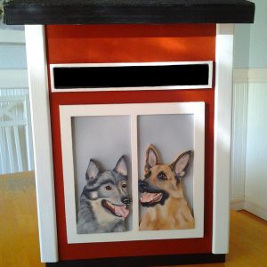 Postilaatikko kahdella koiralla